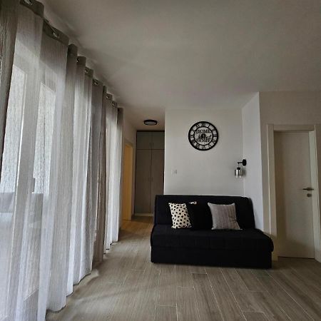 Jandom Apartment Malinska Exterior foto